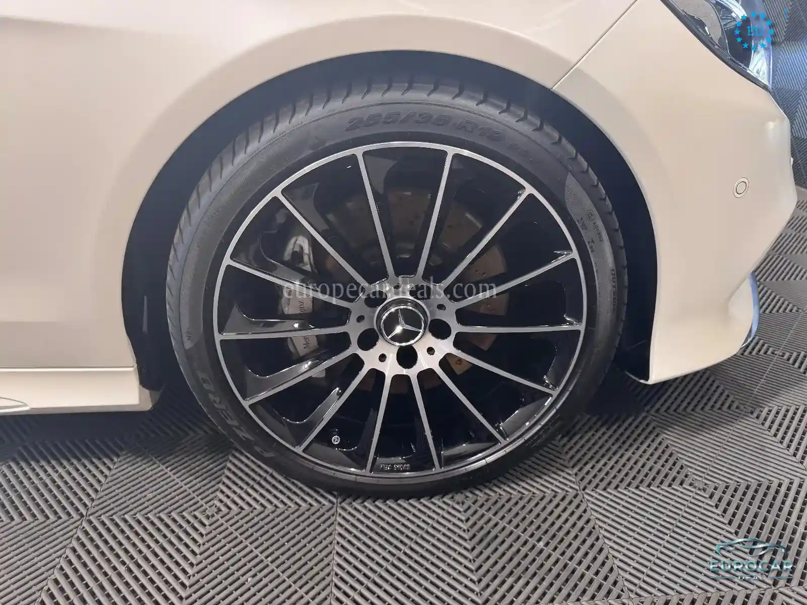 Mercedes-Benz E 500