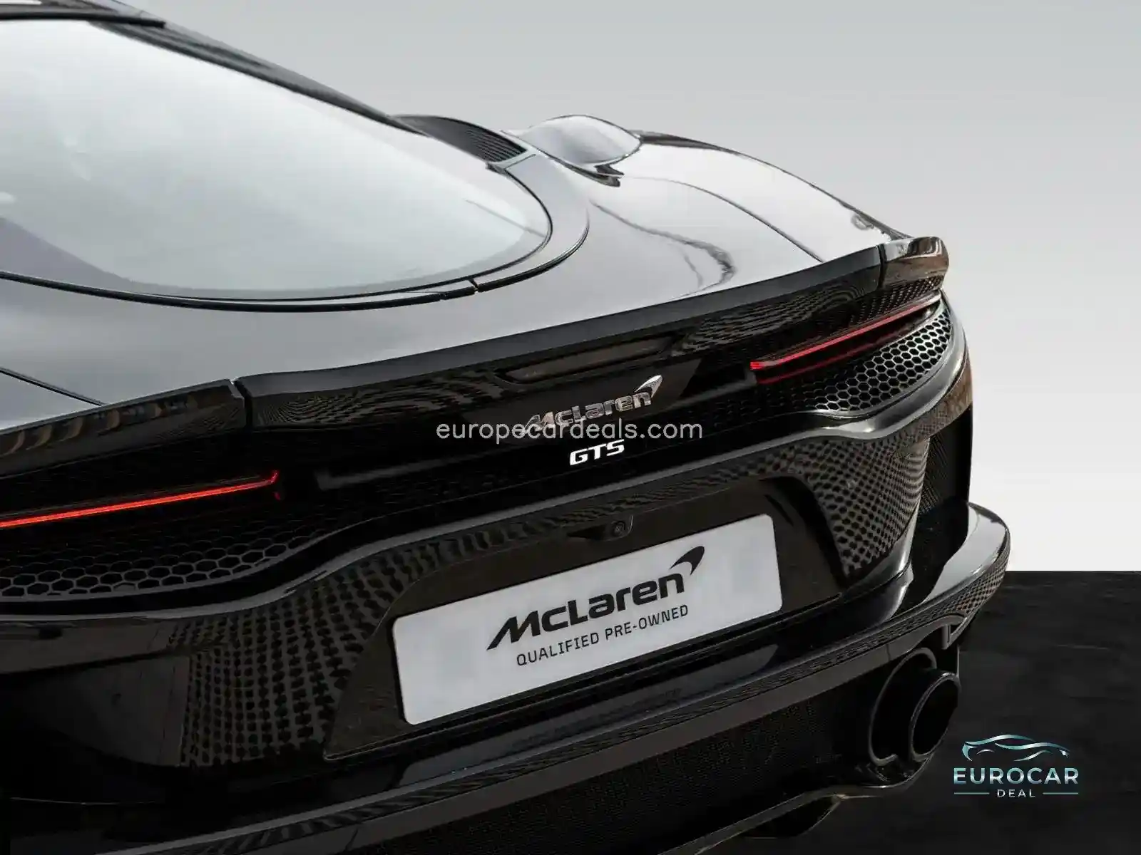 McLaren GT