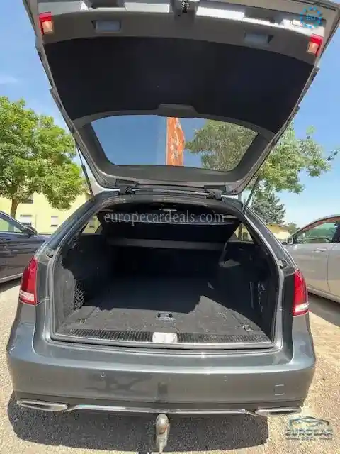 Mercedes-Benz E 250