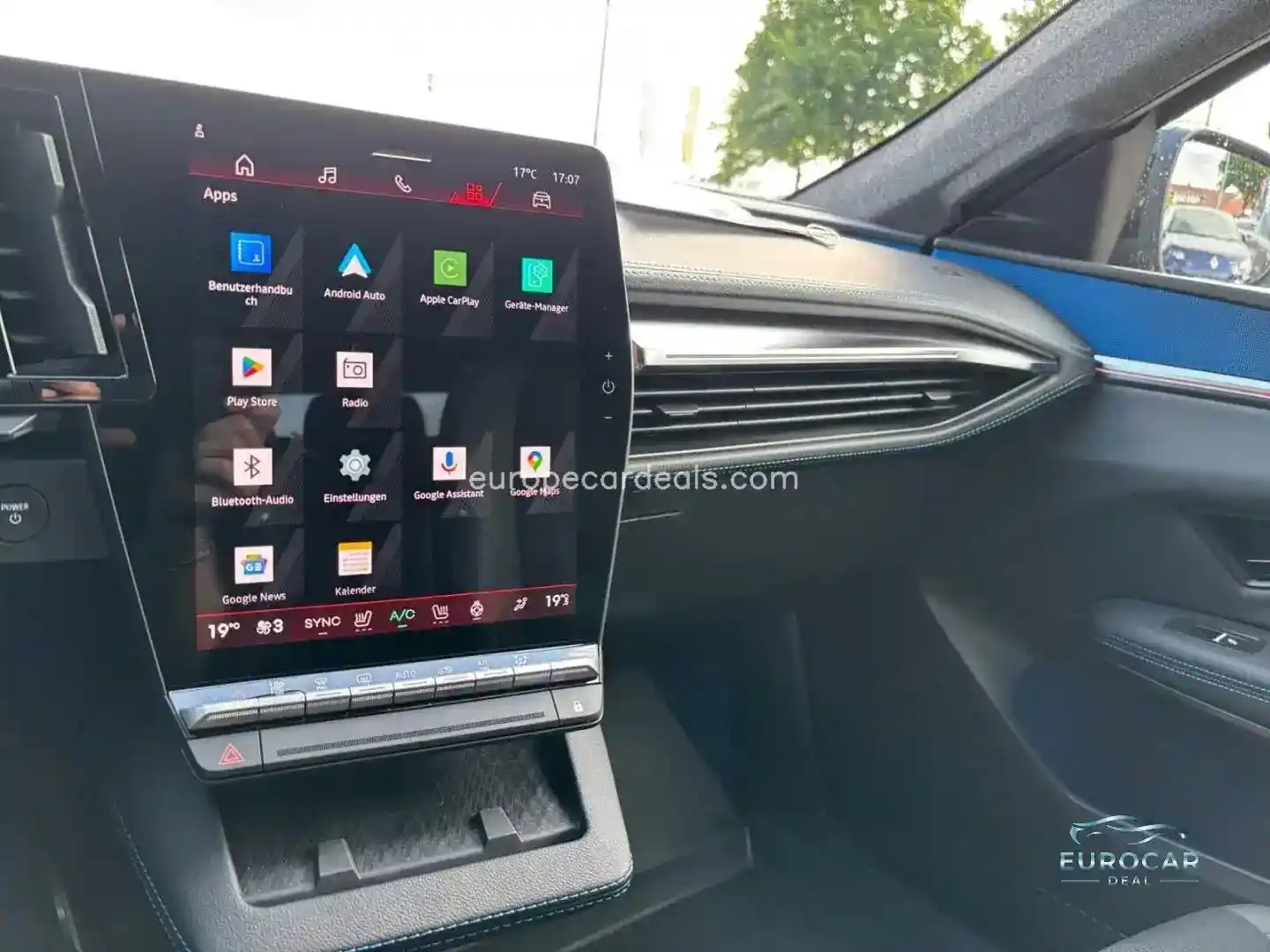 Renault Scenic E-TECH