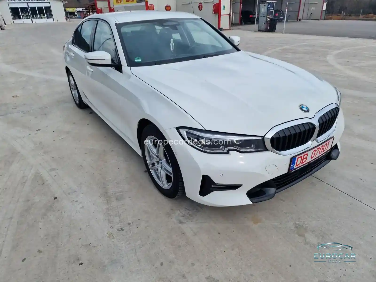 BMW 330