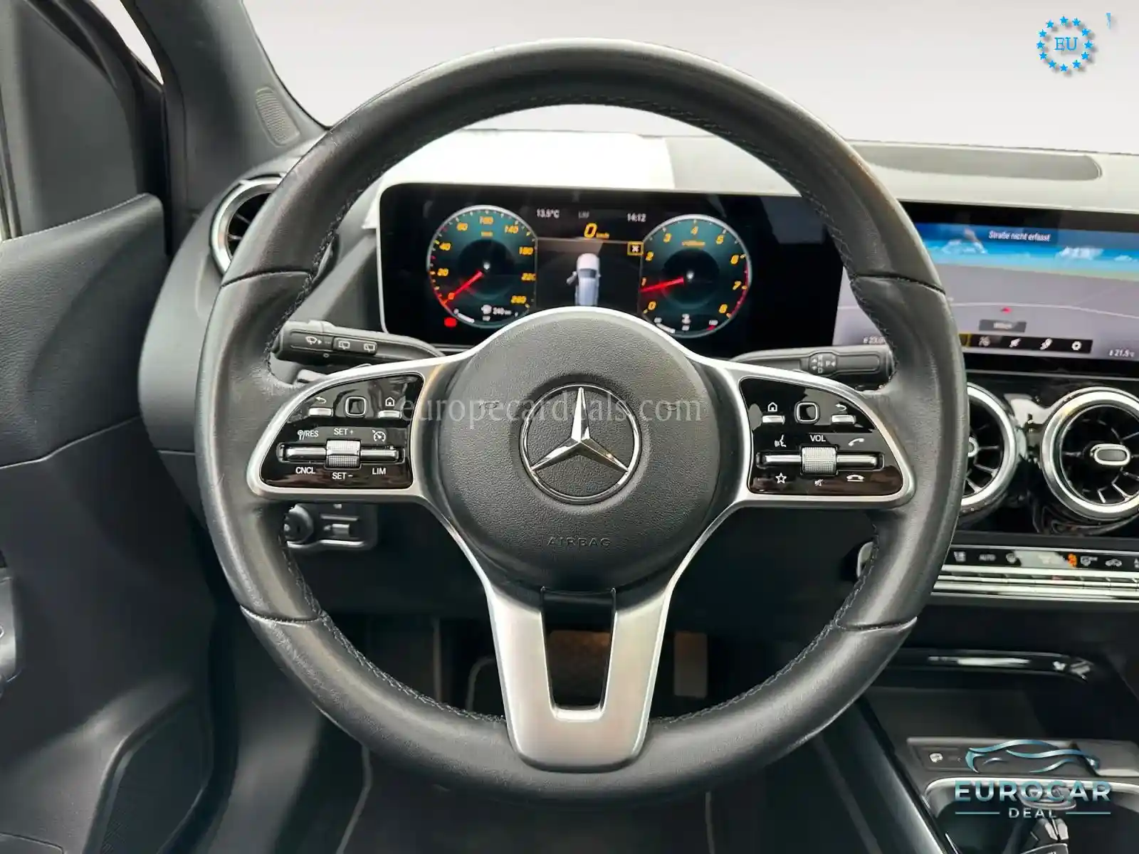 Mercedes-Benz B 220