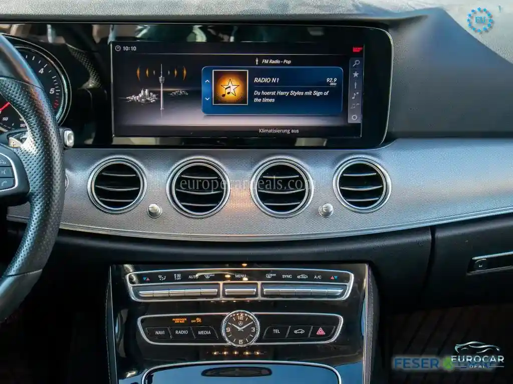 Mercedes-Benz E 220