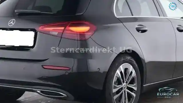 Mercedes-Benz A 220