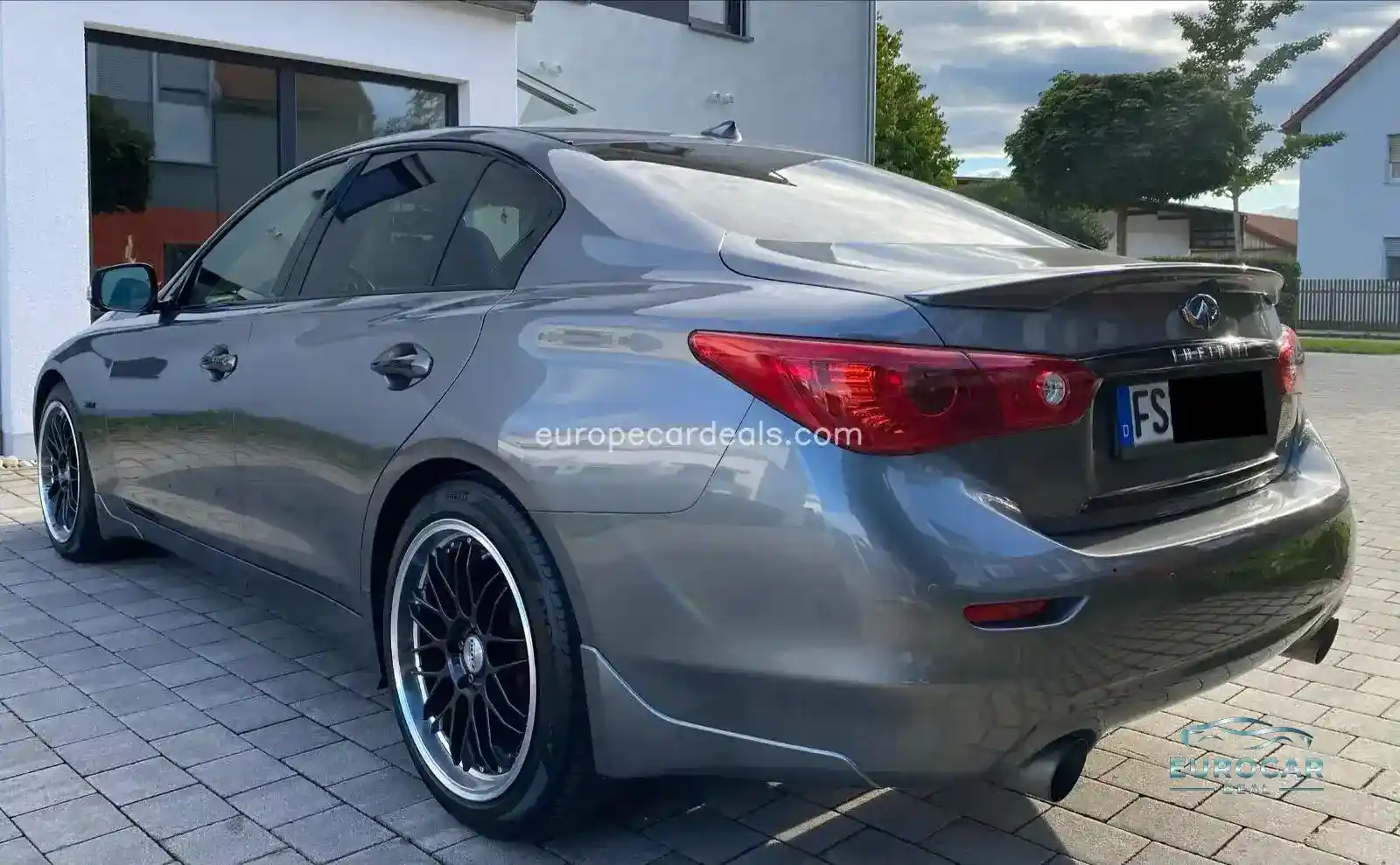 Infiniti Q50