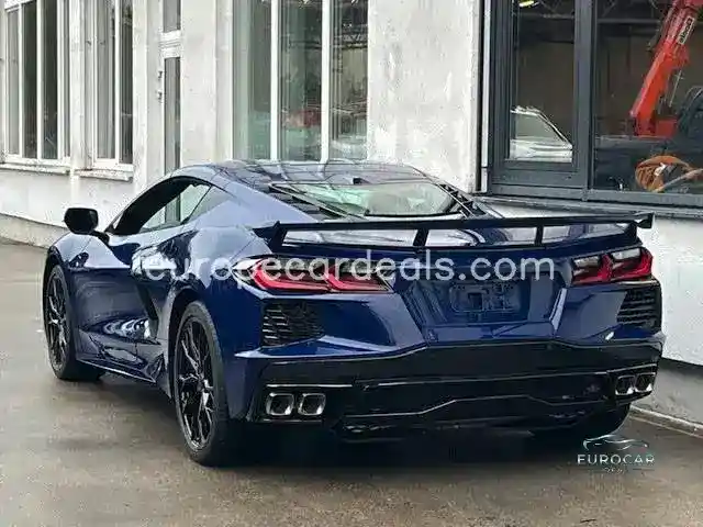 Corvette C8
