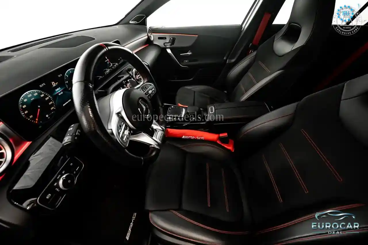 Mercedes-Benz A 35 AMG