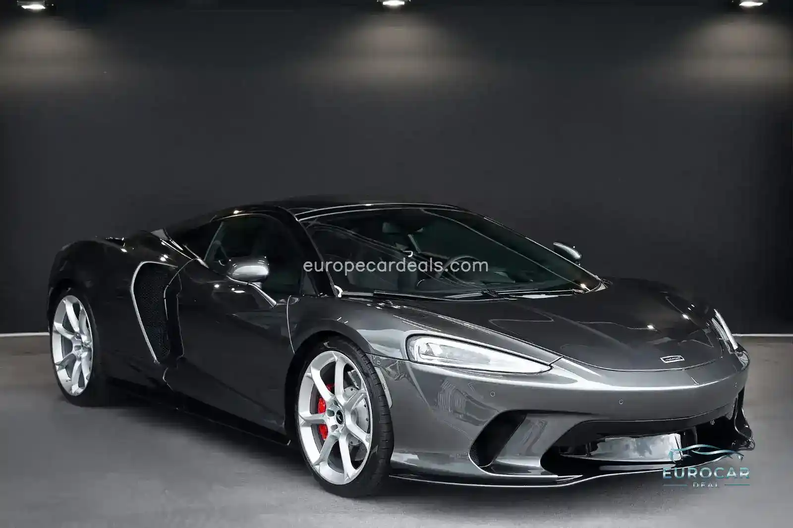 McLaren GT