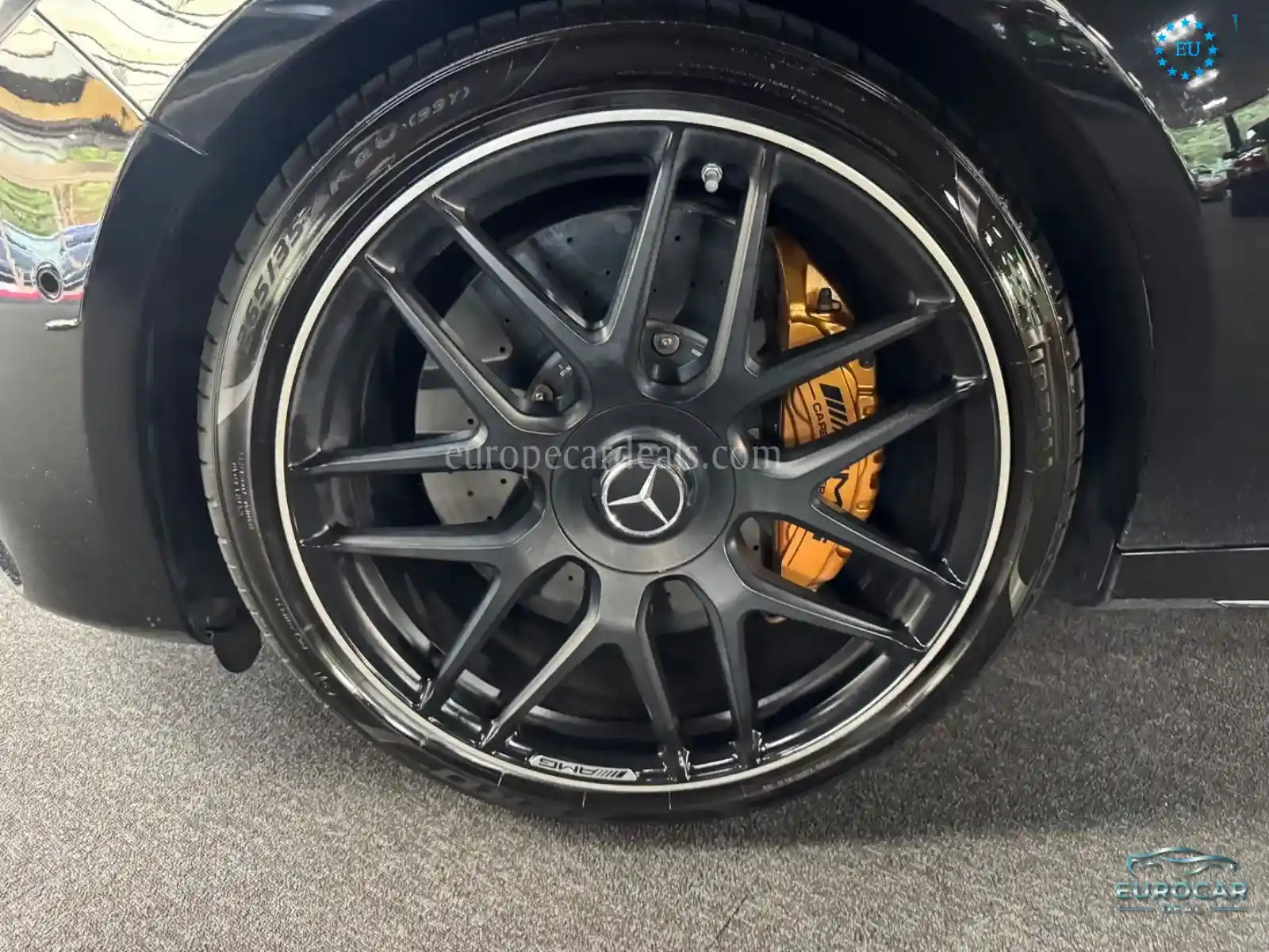 Mercedes-Benz E 63 AMG