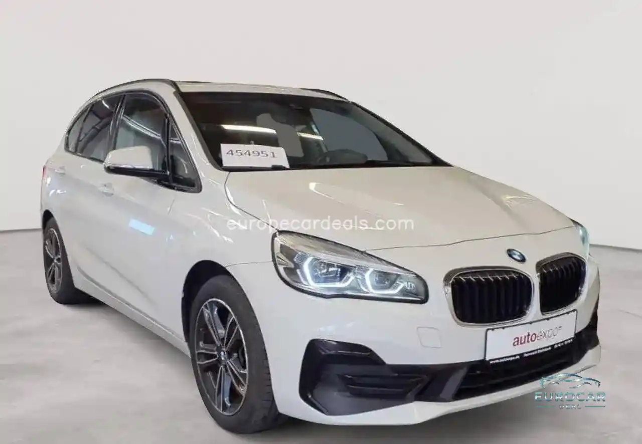 BMW 225