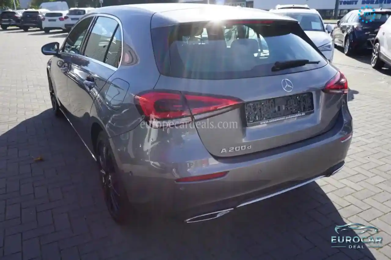 Mercedes-Benz A 200