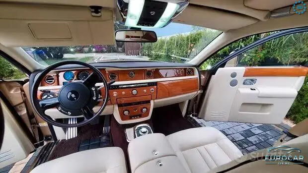 Rolls-Royce Phantom