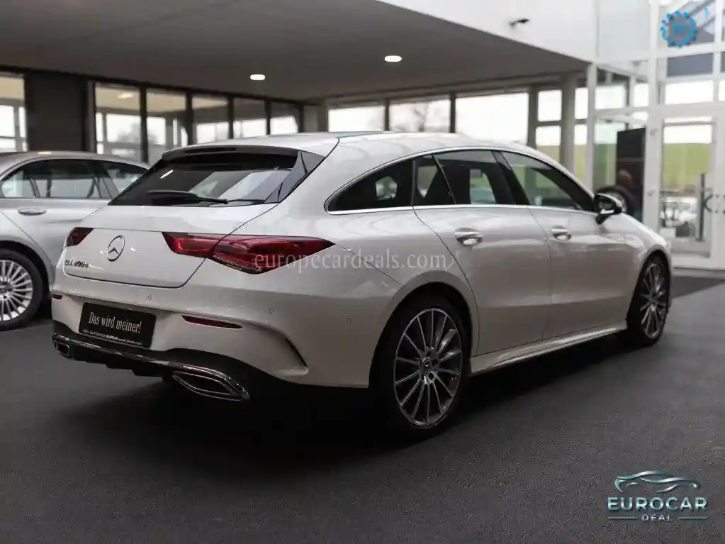 Mercedes-Benz CLA 200 Shooting Brake