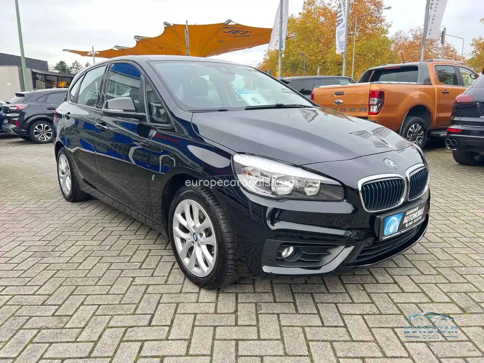 BMW 225