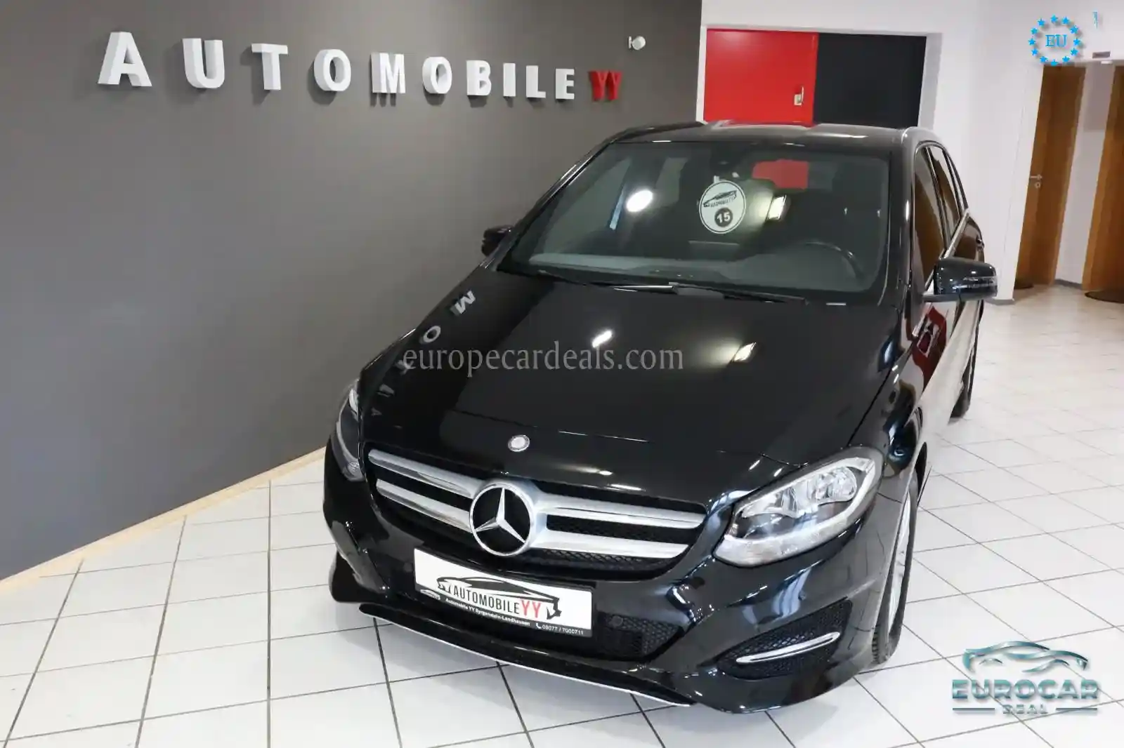 Mercedes-Benz B 180