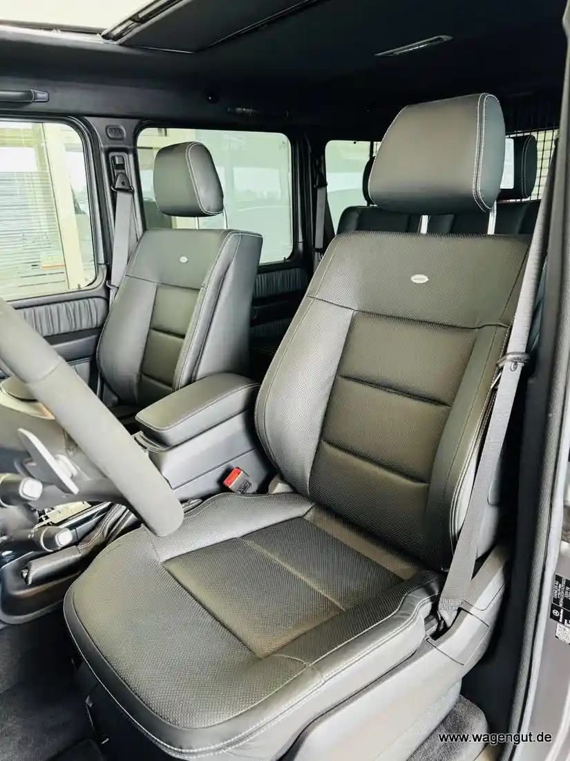 Mercedes-Benz G 500