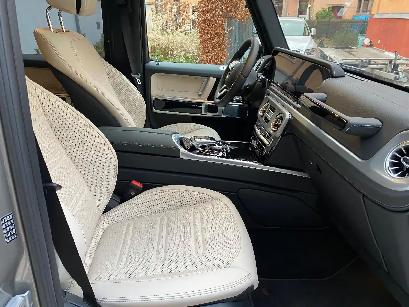 Mercedes-Benz G 500