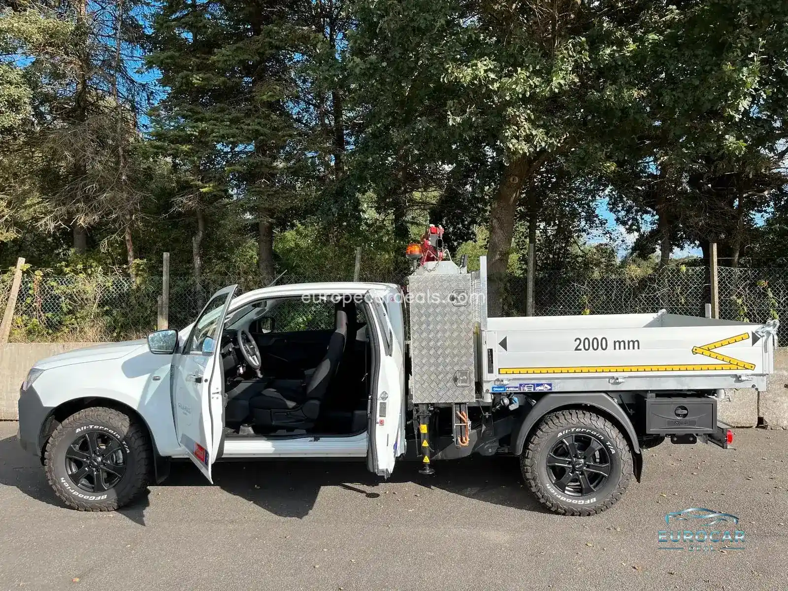 Space Cab L AT BIG-MAX L2 Kipper und Kran