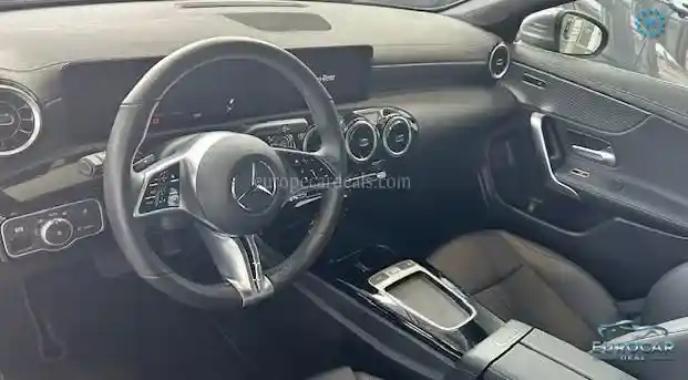 Mercedes-Benz CLA 180