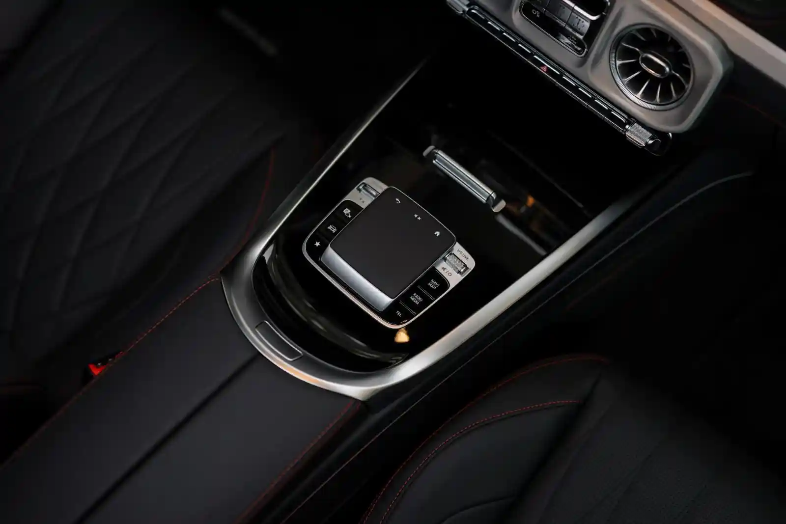 Mercedes-Benz G 500