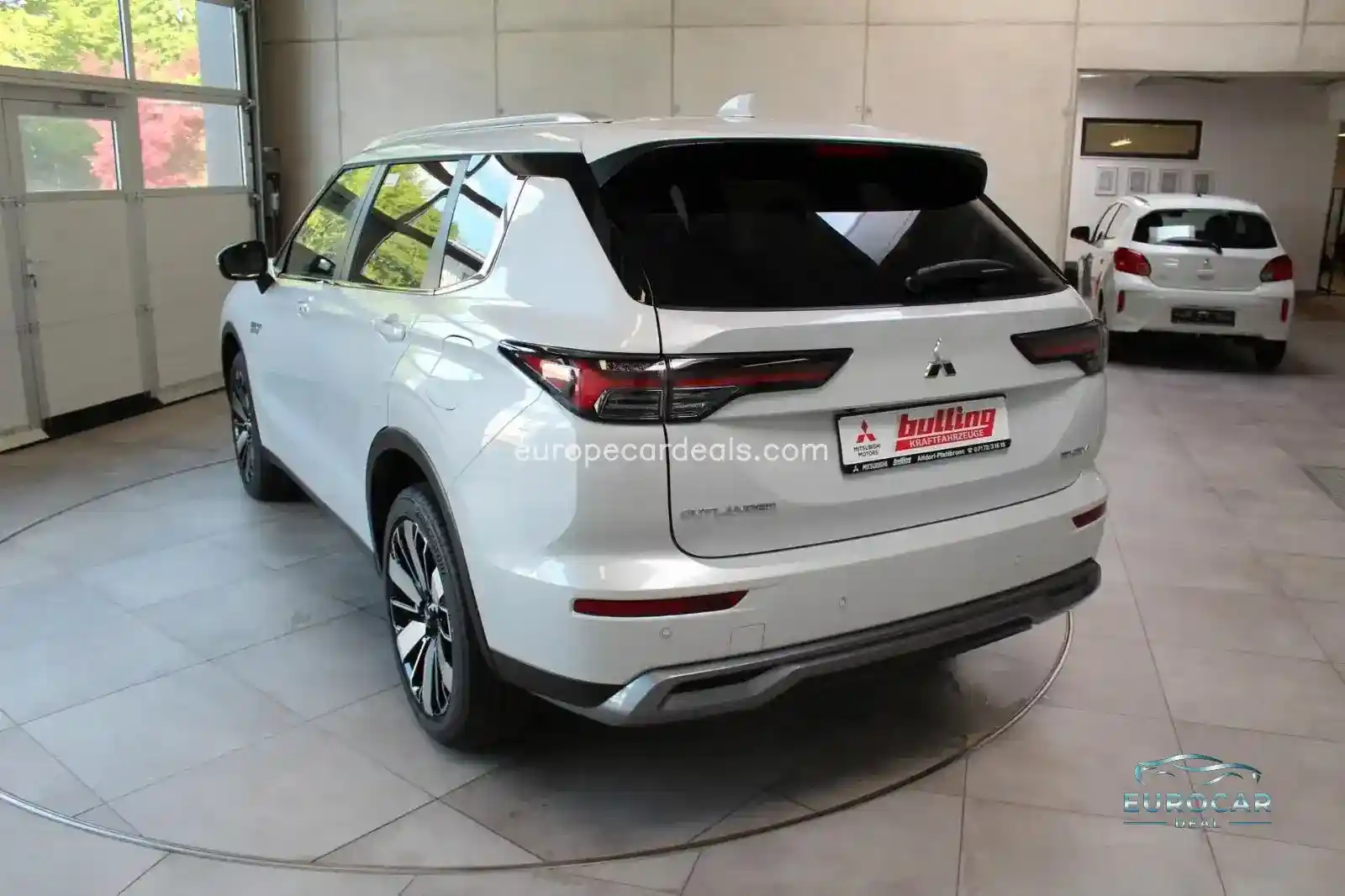 Mitsubishi Plug-in Hybrid Outlander