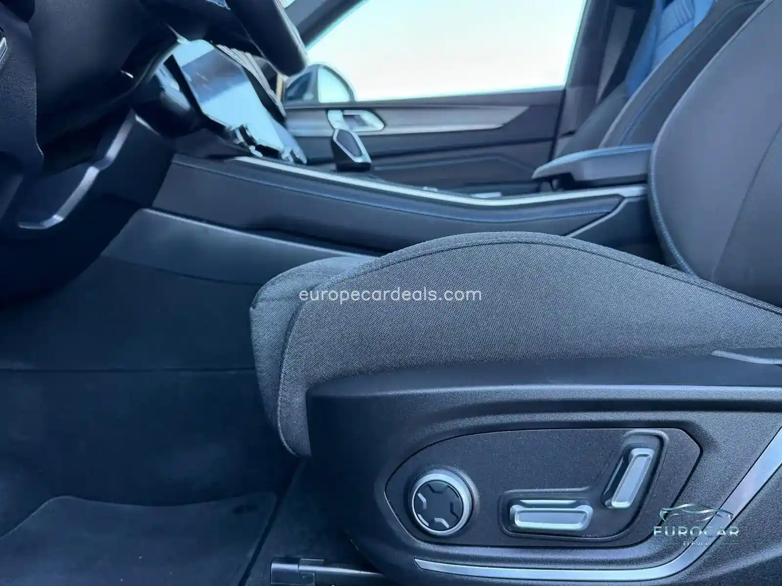 Lynk&Co 01