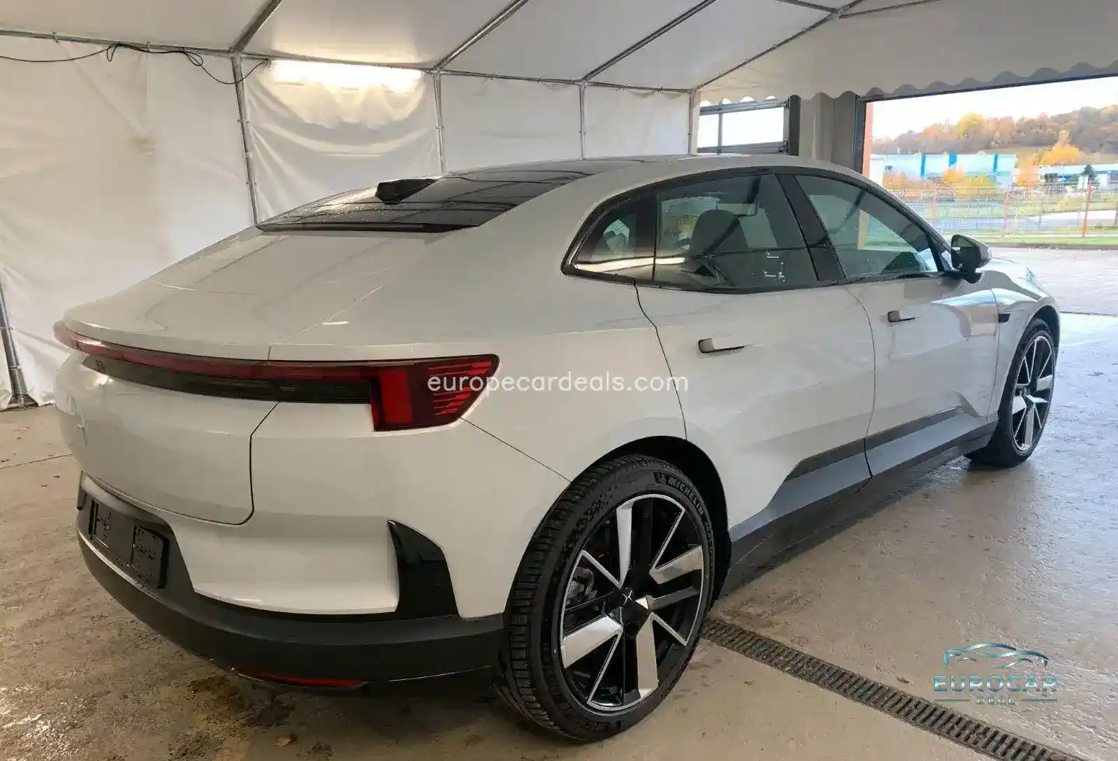 Polestar 4