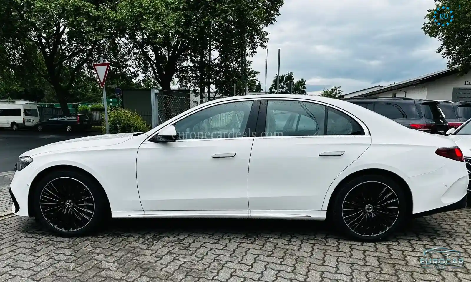 Mercedes-Benz E 200