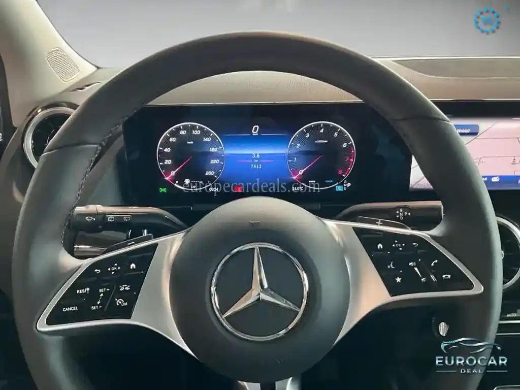 Mercedes-Benz B 180