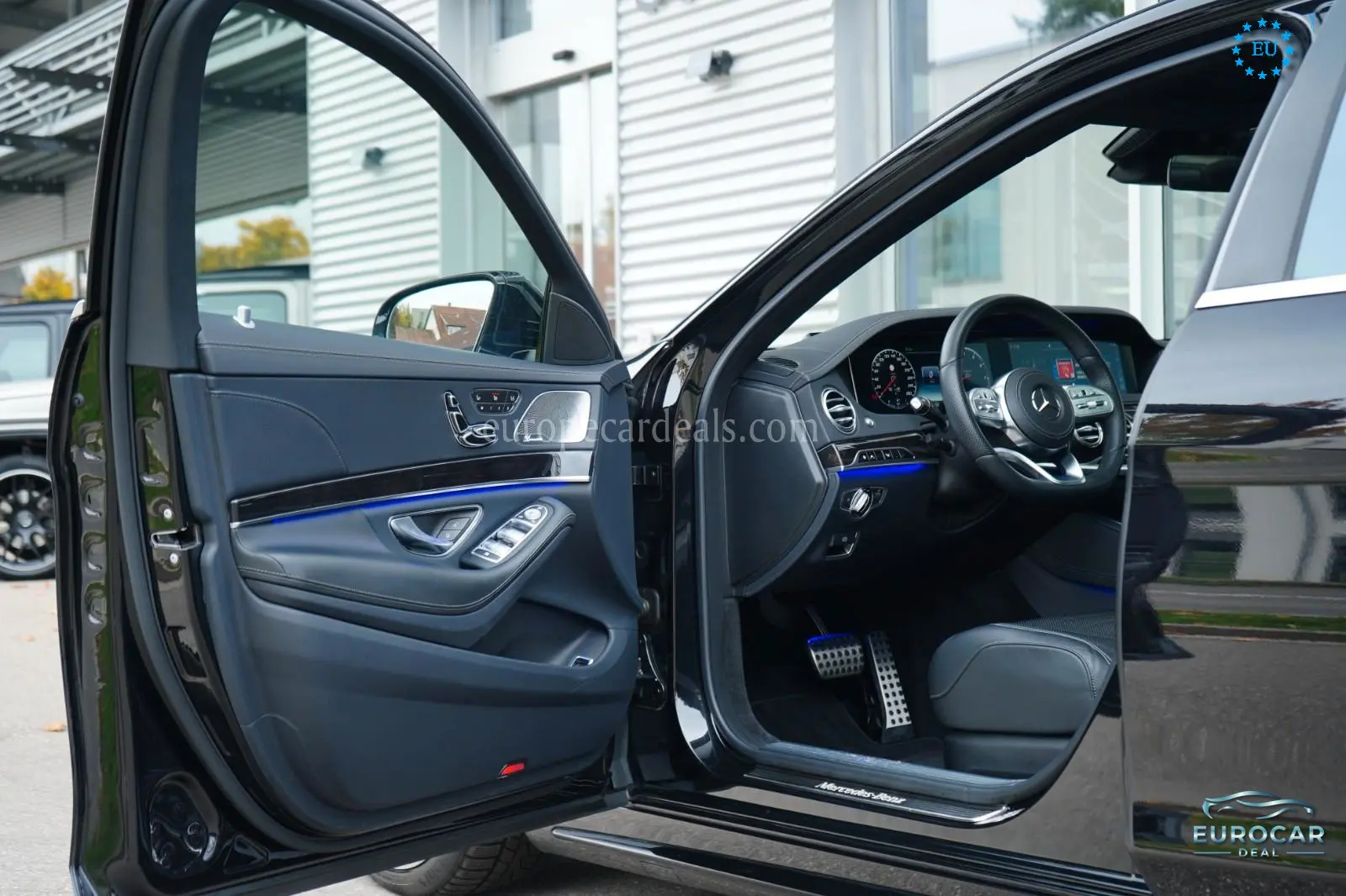 Mercedes-Benz S 560