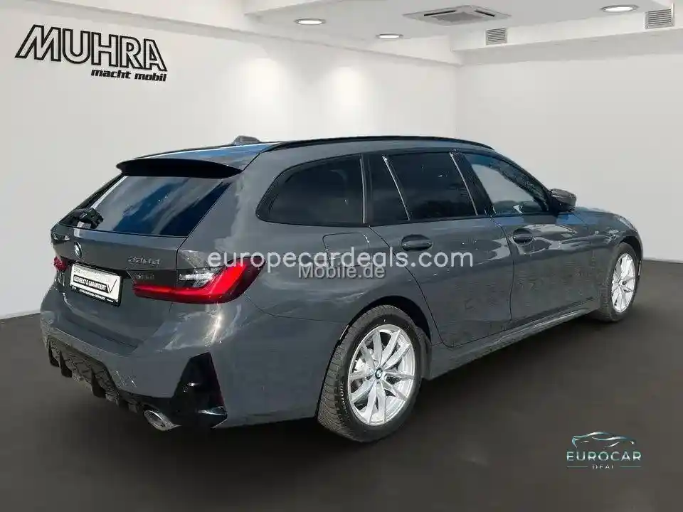 BMW 330