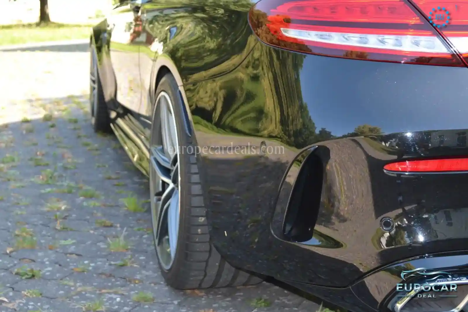 Mercedes-Benz C 63 AMG