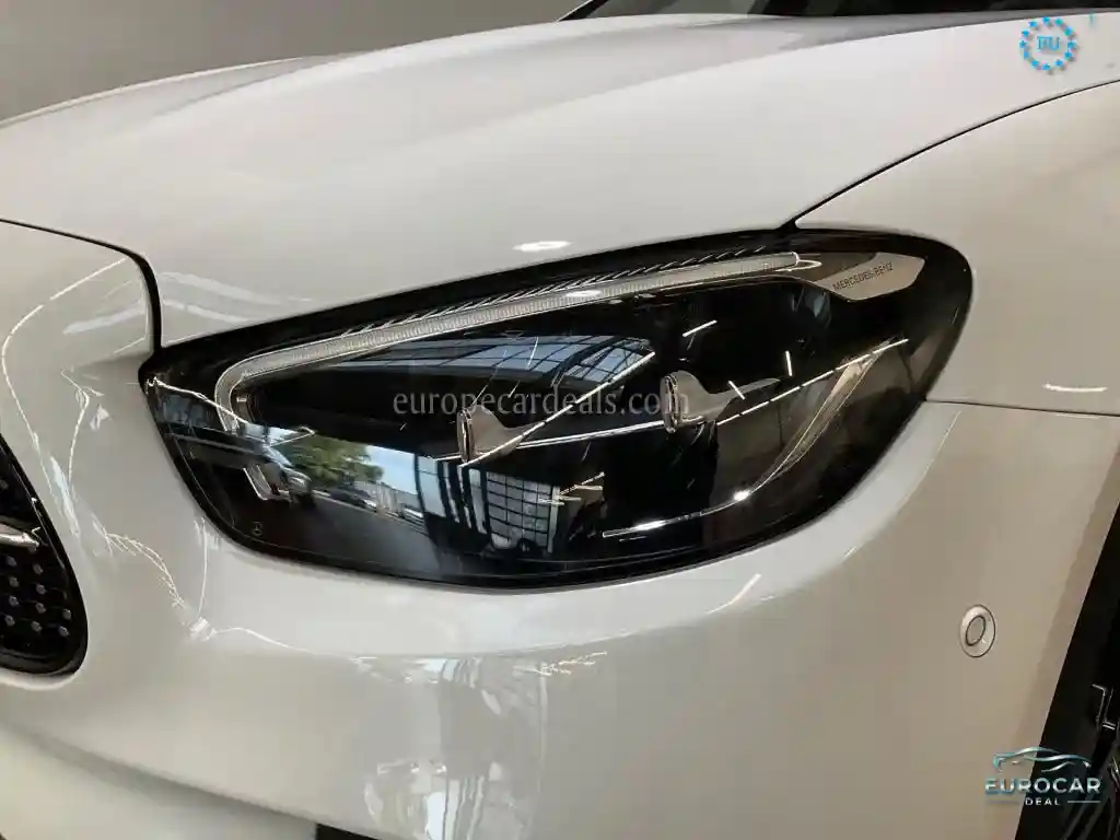 Mercedes-Benz E 300