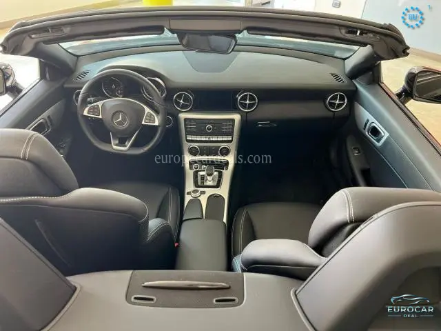 Mercedes-Benz SLC 200