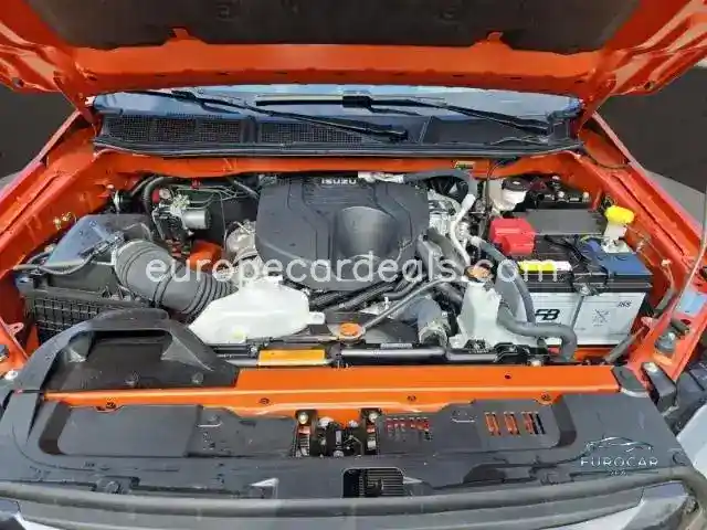 Double Cab 4WD V-CROSS Navi LED Mehrzonenk