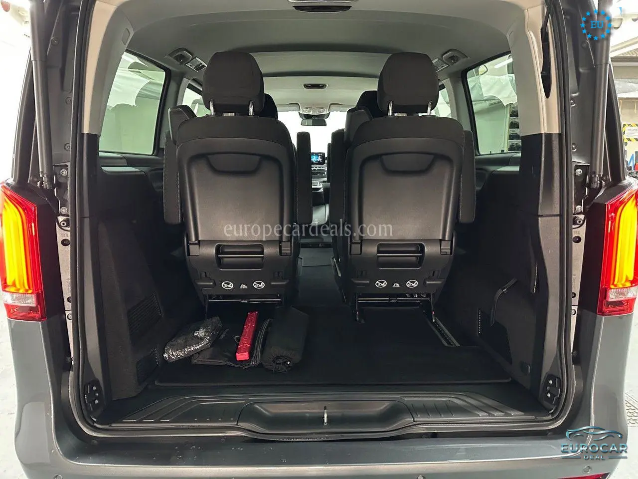 Mercedes-Benz V 220