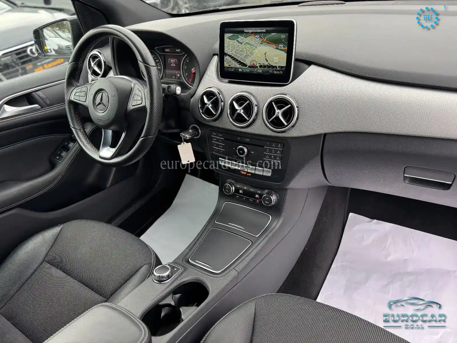 Mercedes-Benz B 200