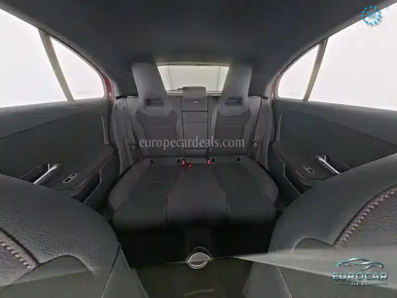 Mercedes-Benz A 220