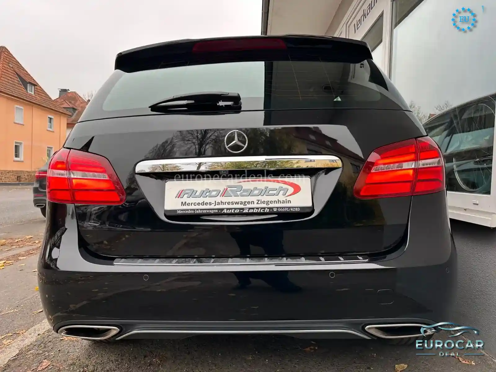 Mercedes-Benz B 200