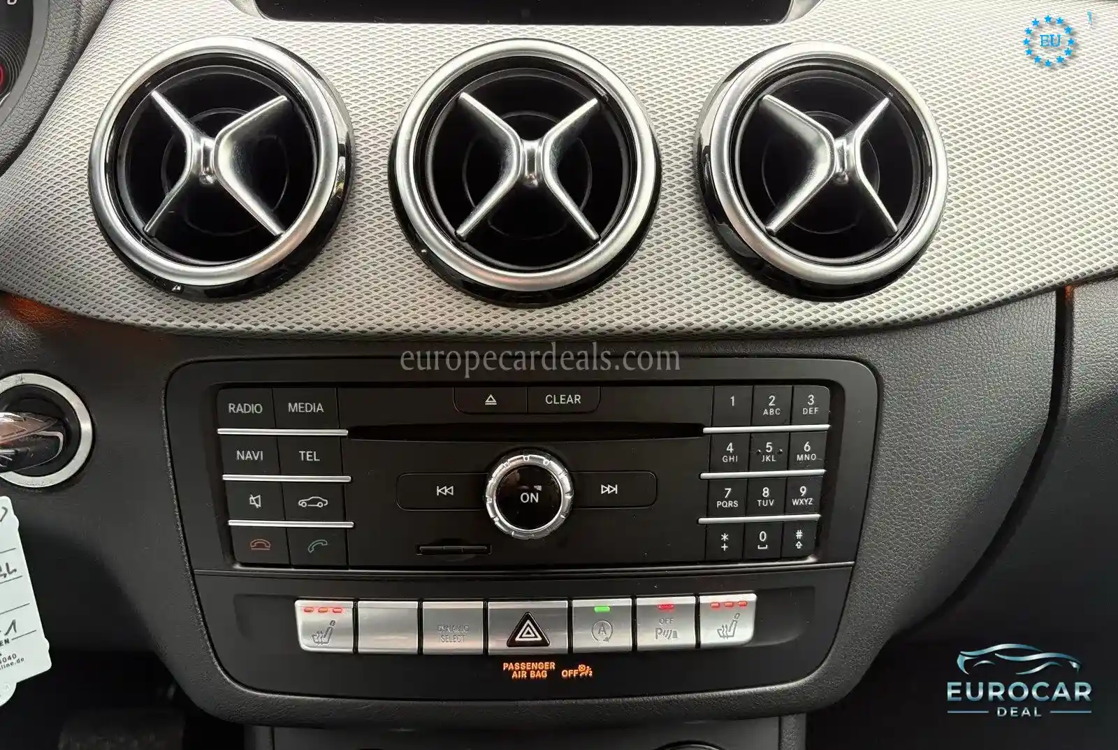 Mercedes-Benz B 180