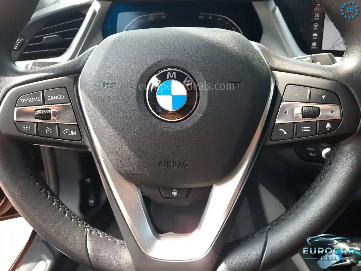 BMW 120