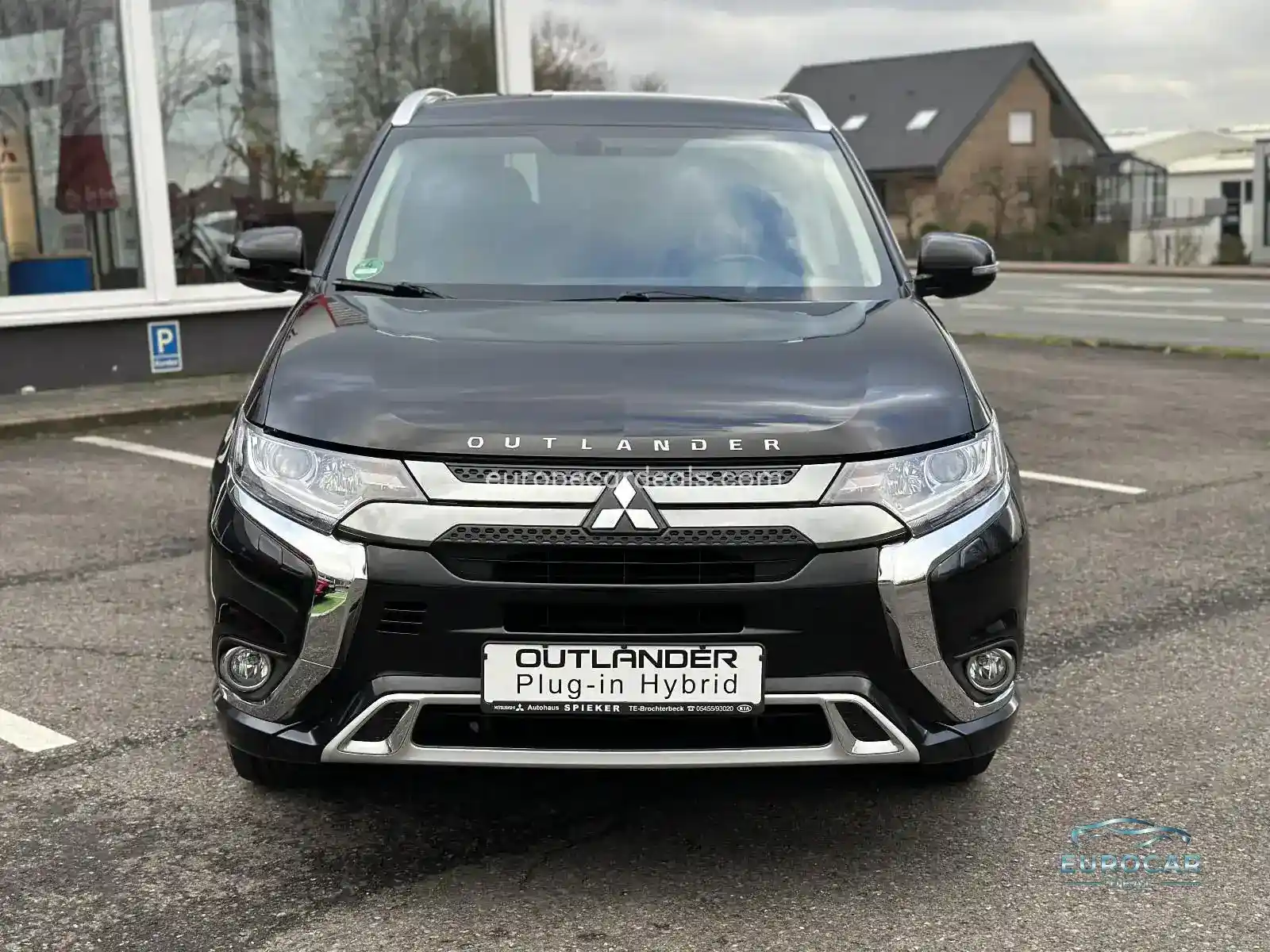 Mitsubishi Plug-in Hybrid Outlander