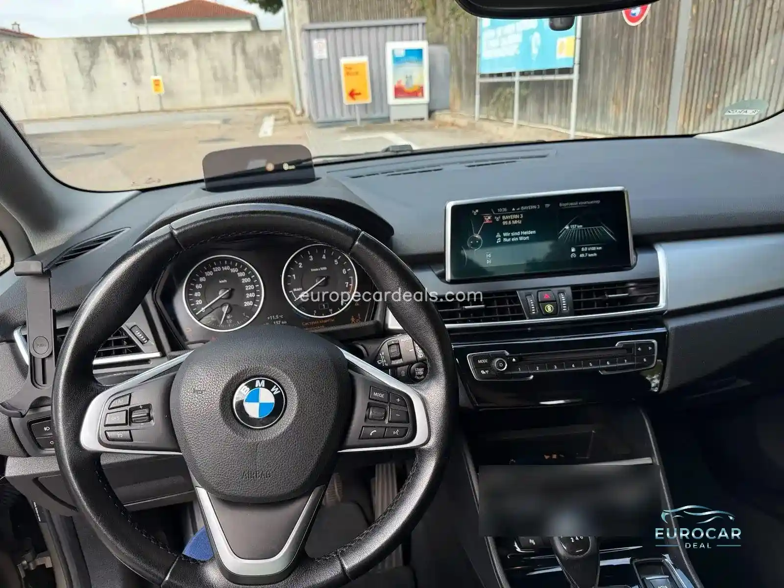 BMW 218