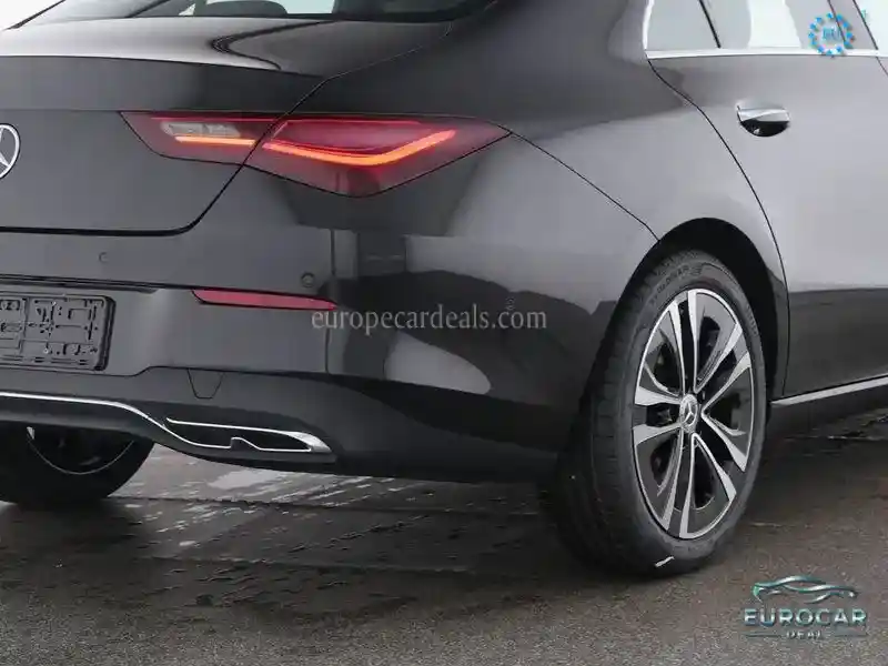 Mercedes-Benz CLA 180