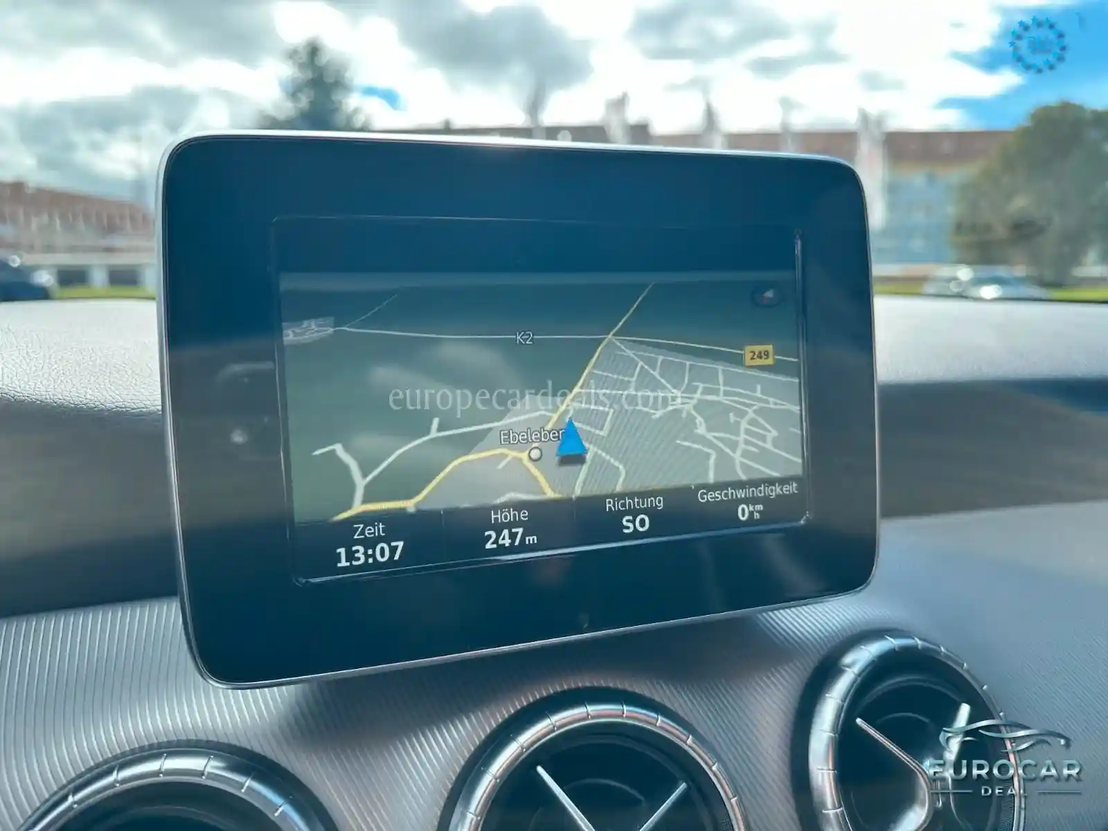 Mercedes-Benz CLA 180