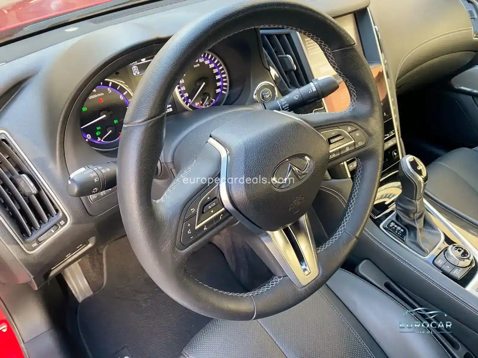 Infiniti Q60