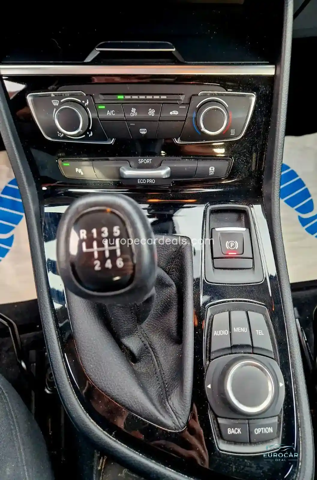 BMW 218