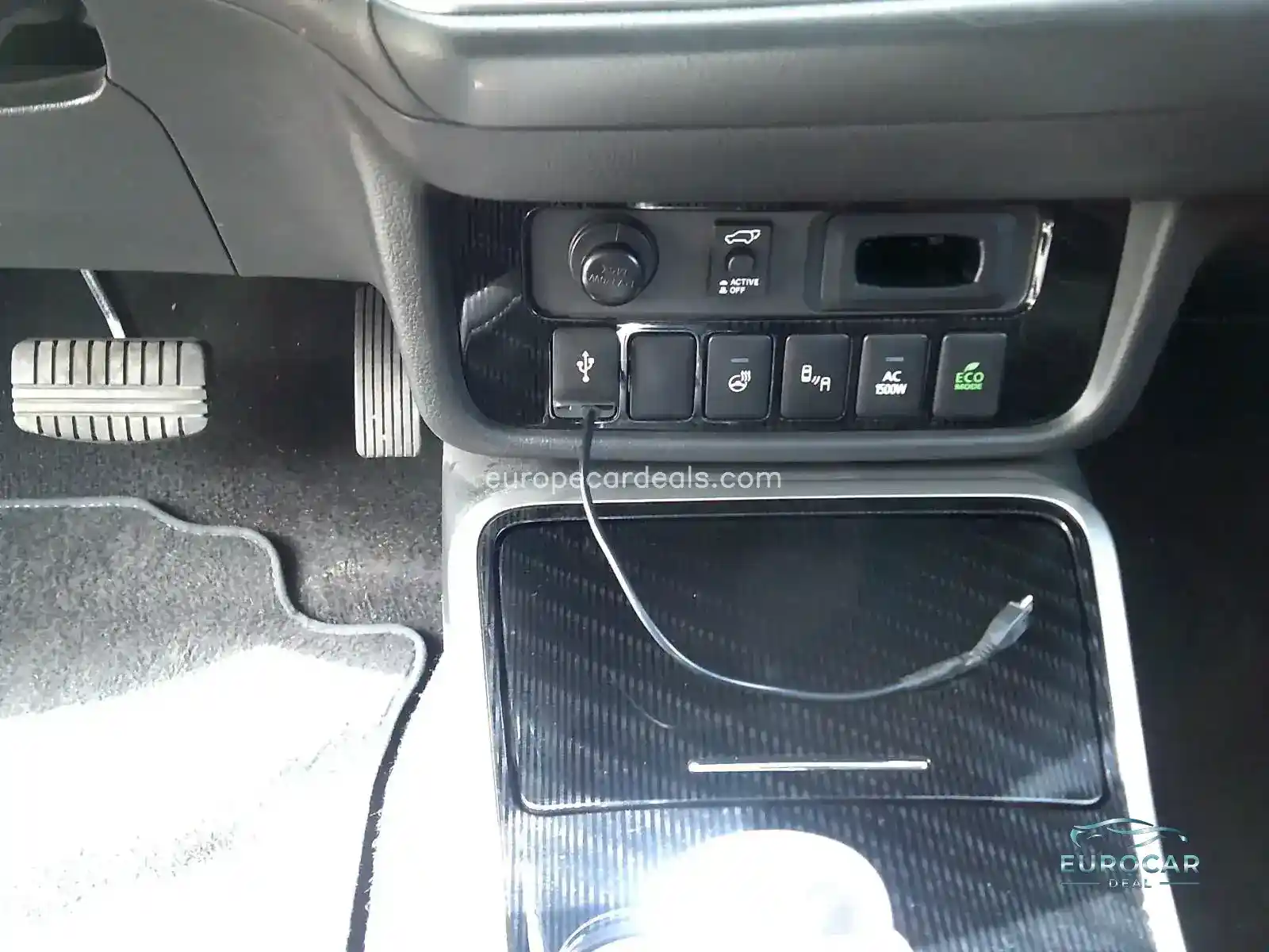 Mitsubishi Plug-in Hybrid Outlander