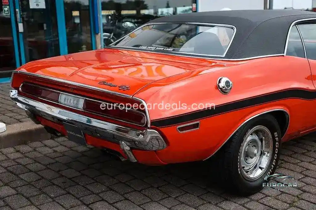 Dodge Challenger