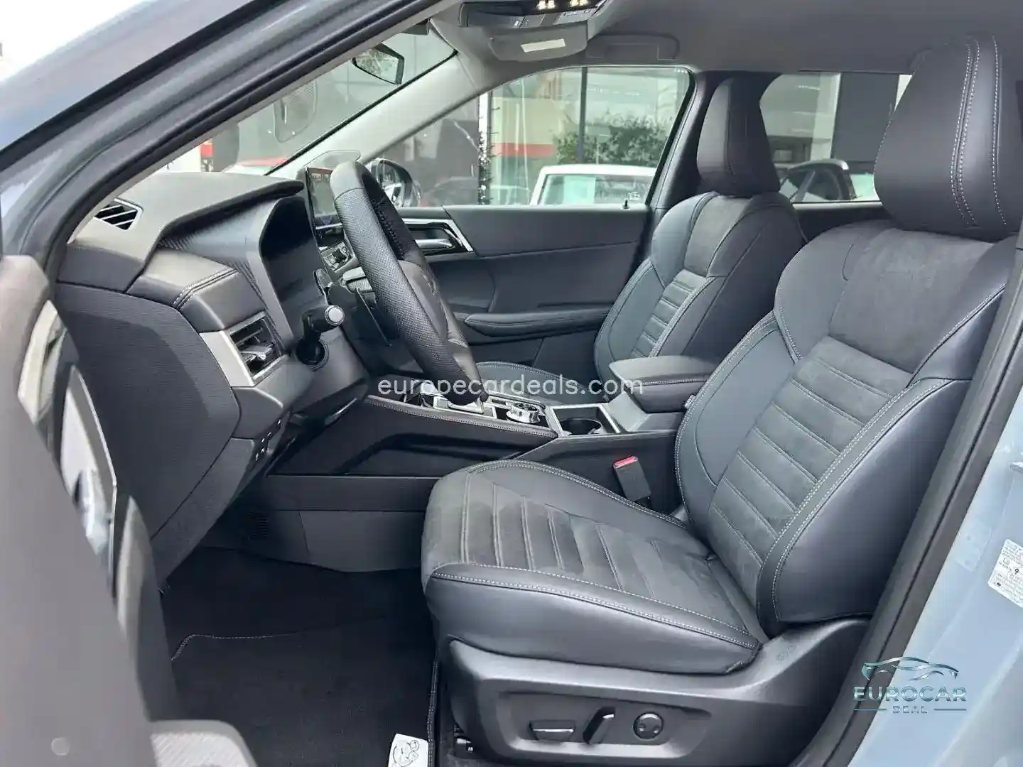 Mitsubishi Plug-in Hybrid Outlander